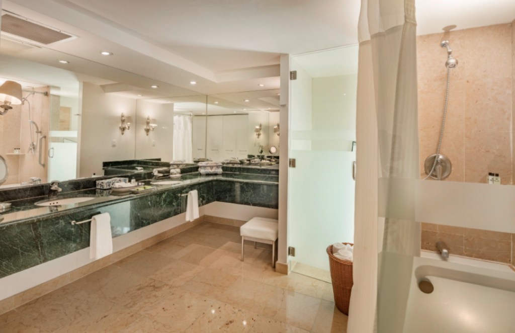 Habitación de lujo en Puebla de Presidente InterContinental