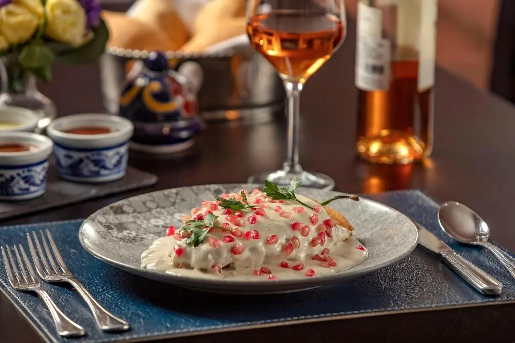 Hotel para turismo gastronómico en temporada de chiles de nogada